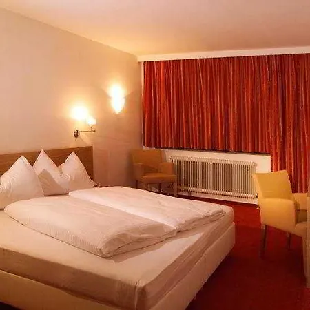 Hotel Schonblick 3*